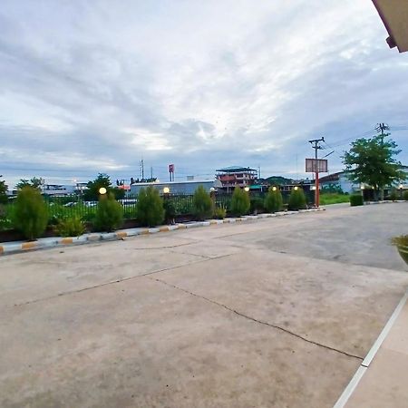 Hotel Grand Lop Buri Exterior foto